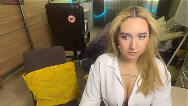 xxx sandra  online show from June 22, 2026, 1:08 pm