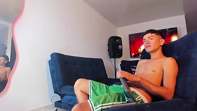 Steven baby69 online show from July 1, 2026, 6:52 pm