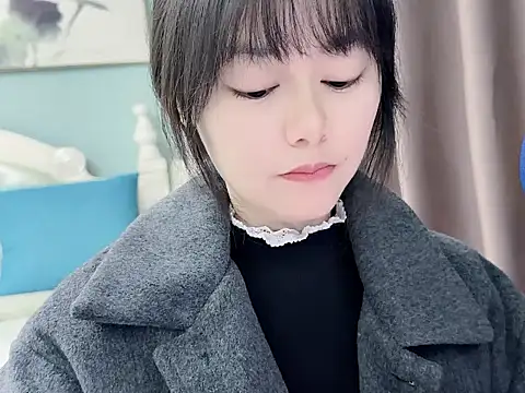 sarah111 online show from December 18, 2025, 4:06 am