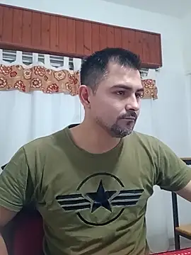 Bradd 32 online show from June 4, 2026, 11:37 am