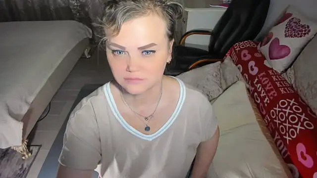 MildMature online show from June 12, 2026, 9:12 pm