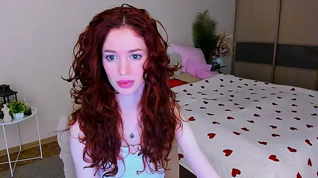 Snapshot of ChristinaConteeree chatting on May 10, 2026, 4:38 am ChristinaConteeree online show from May 10, 2026, 4:38 am