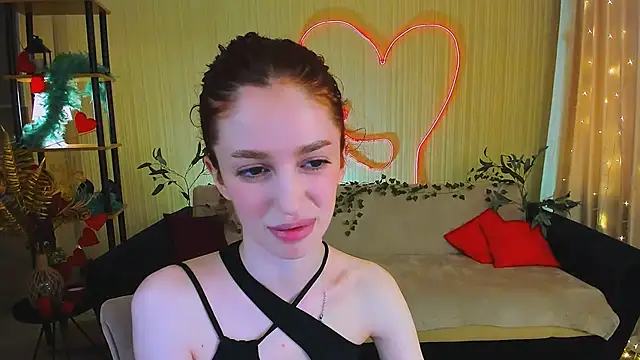 Snapshot of ChristinaConteeree chatting on May 14, 2026, 1:41 pm ChristinaConteeree online show from May 14, 2026, 1:41 pm