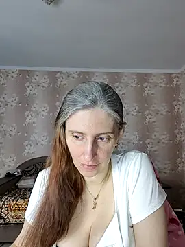 CandiCole online show from June 12, 2026, 3:48 am