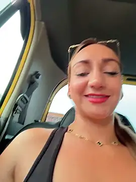 Ninabigtitied online show from February 17, 2026, 2:36 pm