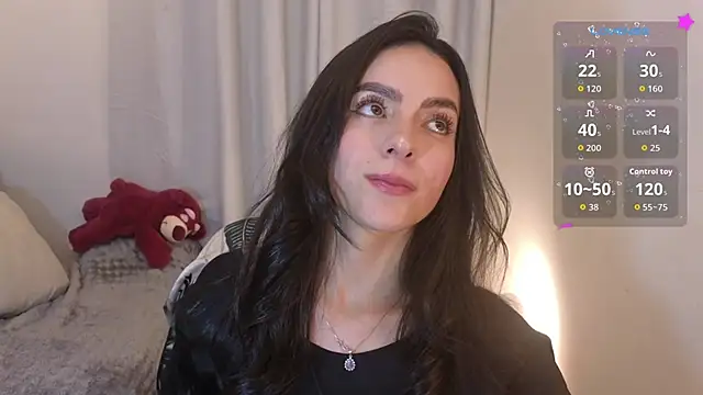 sarah saenz  online show from June 21, 2026, 3:29 pm