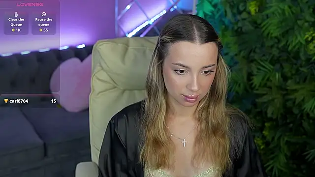 MelisaRoss online show from June 30, 2026, 1:22 pm