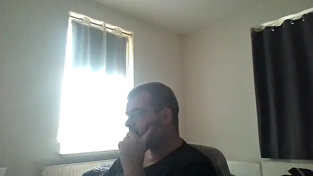 freak858 online show from July 10, 2026, 7:52 am