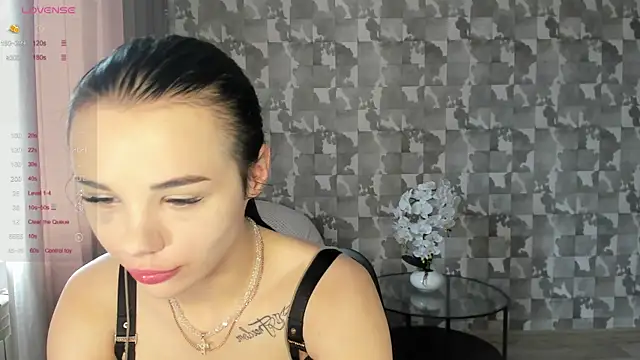 Kseni a online show from June 15, 2026, 7:19 am
