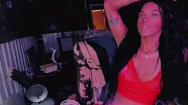 HTXBBY3130 online show from October 12, 2025, 11:28 pm