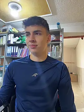 AdrianRinaldi online show from July 1, 2026, 2:06 pm