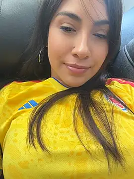 Snapshot of miel_latina chatting on June 21, 2026, 8:58 pm miel latina online show from June 21, 2026, 8:58 pm