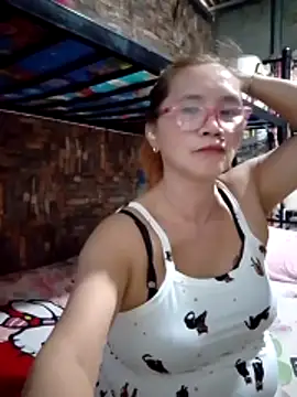 SexyHottMom online show from May 16, 2026, 6:56 am