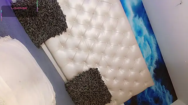 Milla Star  online show from April 25, 2026, 11:57 am