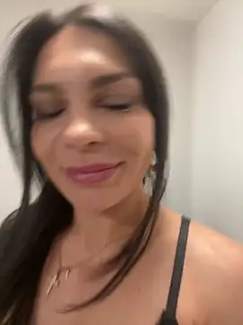 salvana online show from June 10, 2026, 8:10 pm