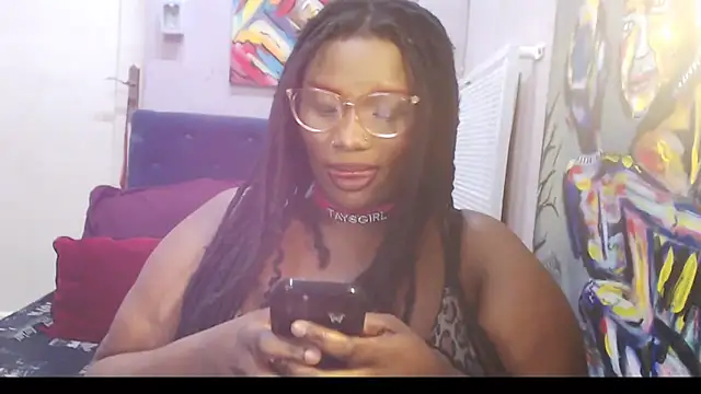 CurvyCocoxxx online show from June 12, 2026, 7:11 pm