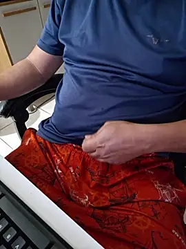 Carloskasado online show from January 9, 2026, 6:42 am