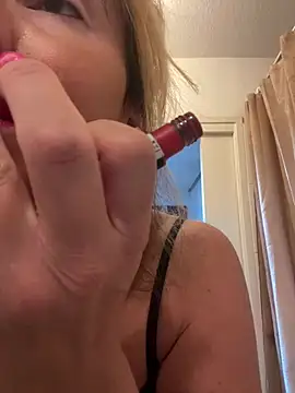 pussytrans online show from July 10, 2026, 6:02 am