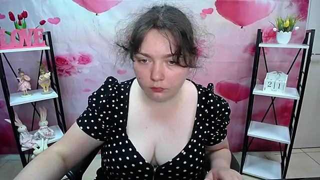 Snapshot of NeonilaLisova chatting on May 21, 2026, 11:07 am NeonilaLisova online show from May 21, 2026, 11:07 am