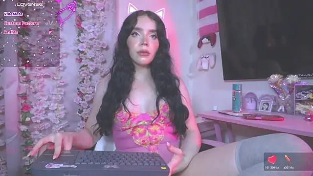 victoriabb28 online show from July 24, 2026, 4:08 am