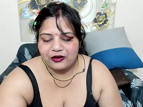 misssoniya3 online show from May 30, 2026, 3:57 am