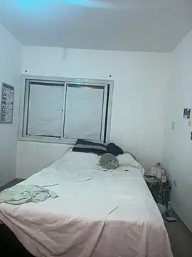 kendrafarq online show from April 19, 2026, 5:52 am