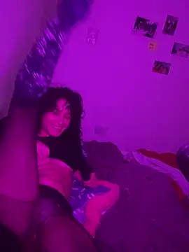 kendrafarq online show from April 24, 2026, 6:15 am