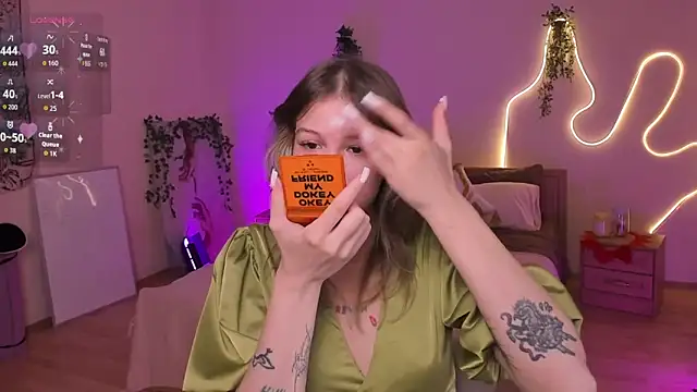 Lisa Blossom online show from June 29, 2026, 6:09 am