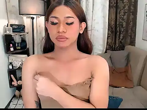 asianlatina69 online show from October 28, 2025, 11:31 am
