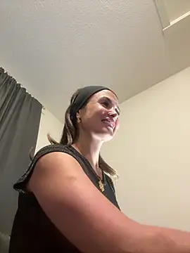 Alona Brown online show from April 3, 2026, 5:47 am