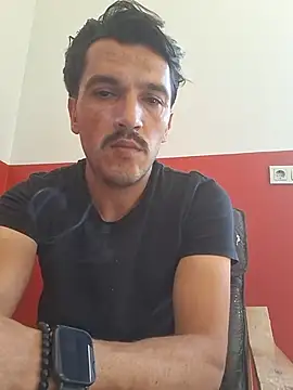 bisexsualman online show from June 24, 2026, 10:14 am