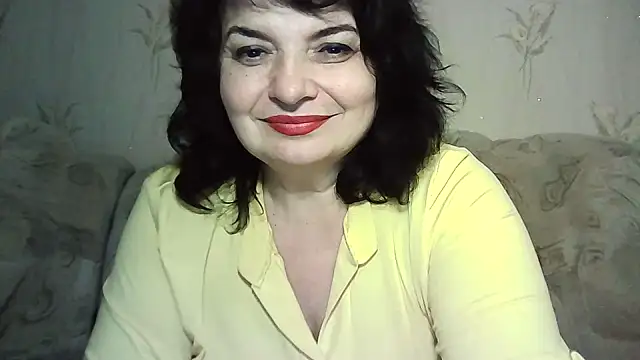 LedyNika online show from June 18, 2026, 7:41 pm