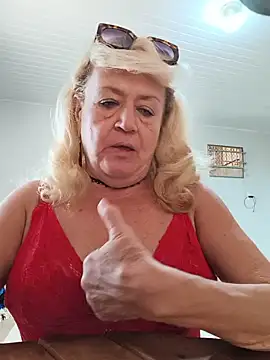 Belladama61 online show from May 25, 2026, 12:04 pm