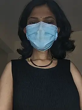 Shivani2002 online show from June 16, 2026, 3:06 am
