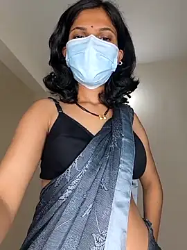 Shivani2002 online show from June 27, 2026, 4:46 pm