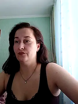 Amandda  online show from July 5, 2026, 6:20 am