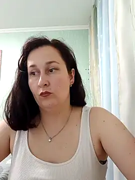 Amandda  online show from June 10, 2026, 4:41 pm