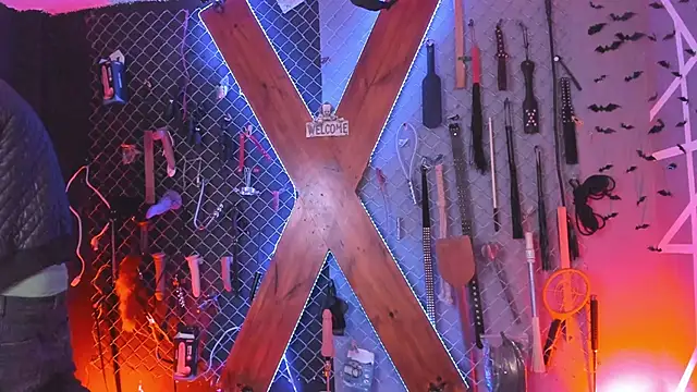 Snapshot of Warick_and_Aria_bdsm_ chatting on November 22, 2025, 9:46 pm Warick and Aria bdsm online show from November 22, 2025, 9:46 pm