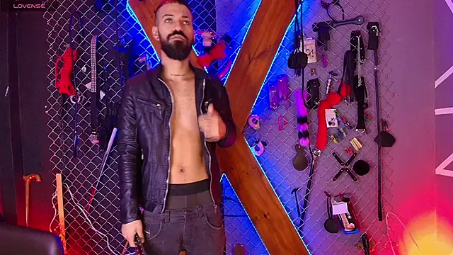 Snapshot of Warick_and_Aria_bdsm_ chatting on October 31, 2025, 7:21 pm Warick and Aria bdsm online show from October 31, 2025, 7:21 pm