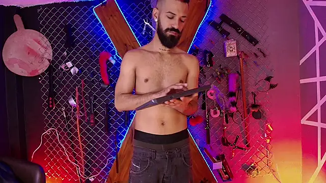 Snapshot of Warick_and_Aria_bdsm_ chatting on October 28, 2025, 7:13 pm Warick and Aria bdsm online show from October 28, 2025, 7:13 pm