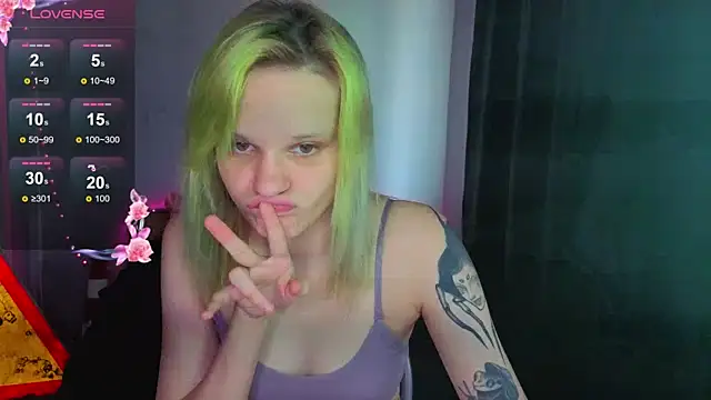 Elieiza xo online show from June 15, 2026, 9:20 am