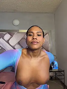 Ashleyroberst online show from June 20, 2026, 12:43 pm