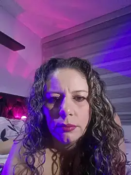 Nina vallon online show from June 12, 2026, 10:35 am