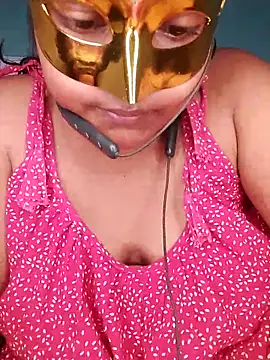 mimi87hoty online show from June 16, 2026, 12:27 pm