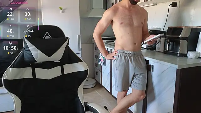 RyanStorm  online show from June 19, 2026, 2:12 pm