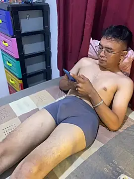 rand1101 online show from March 3, 2026, 7:10 pm