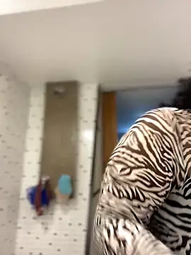 Tokio Sakura online show from April 17, 2026, 5:21 am