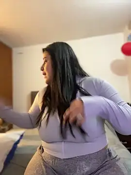 Tokio Sakura online show from March 26, 2026, 9:46 pm