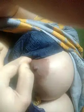 Cute dolly23 online show from July 24, 2026, 4:41 am