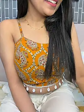 Riya-6969 online show from June 12, 2026, 3:43 pm